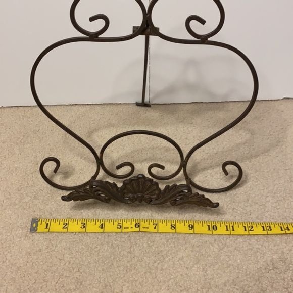 Oil rubbed bronze easel - Picture 2 of 6